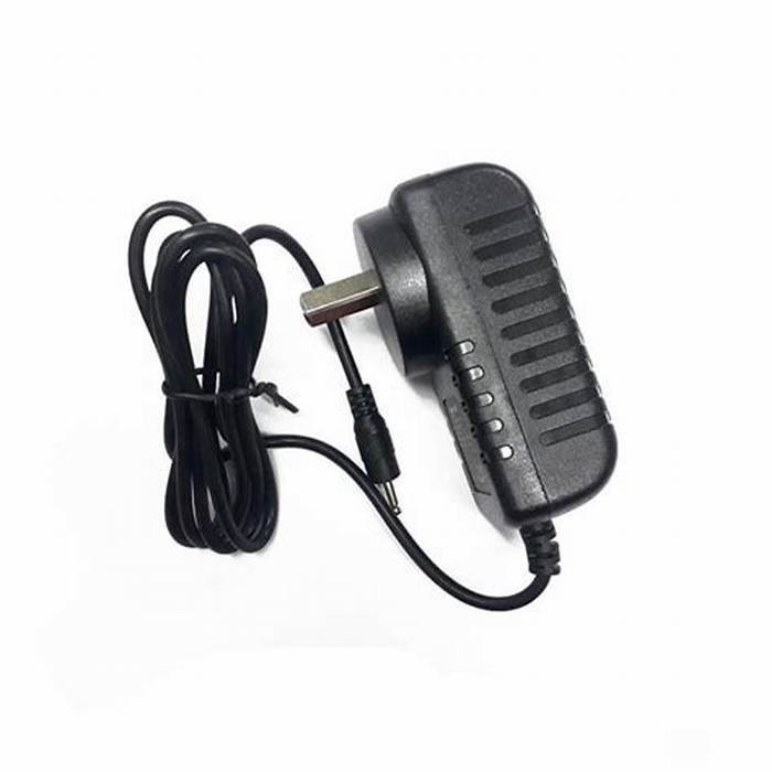 Fuente Performance 12V 2A para Tablet Pin Fino